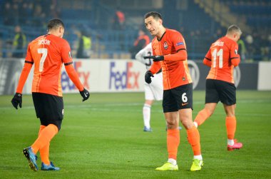 Kharkiv, Ukrayna - 20 Şubat 2020: Uefa Avrupa Ligi karşılaşmasında Taras Stepanenko oyuncusu Shakhtar Donetsk - Sl Benfica (Portekiz), Ukrayna