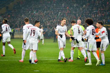 Kharkiv, Ukrayna - 20 Şubat 2020: Sl Benfica Football player, Shakhtar Donetsk - Sl Benfica (Portekiz) ve Ukrayna arasındaki Uefa Avrupa Ligi maçında atılan golü kutladı