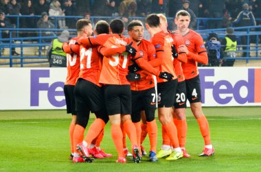 Kharkiv, Ukrayna - 20 Şubat 2020: Shakhtar Donetsk oyuncusu, Shakhtar Donetsk - Sl Benfica (Portekiz) ve Ukrayna arasındaki Uefa Avrupa Ligi maçında atılan golü kutladı
