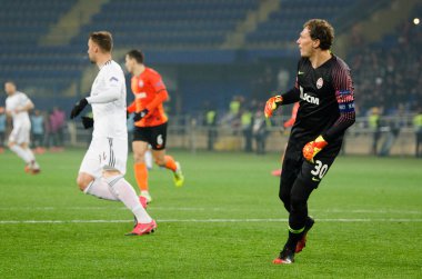 Kharkiv, Ukrayna - 20 Şubat 2020: Haris Seferoviç Uefa Avrupa Ligi karşılaşmasında Shakhtar Donetsk - Sl Benfica (Portekiz), Ukrayna