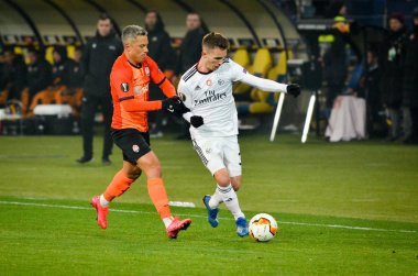 Kharkiv, Ukrayna - 20 Şubat 2020: Uefa Avrupa Ligi karşılaşmasında Alejandro Grimaldo oyuncusu Shakhtar Donetsk - Sl Benfica (Portekiz), Ukrayna