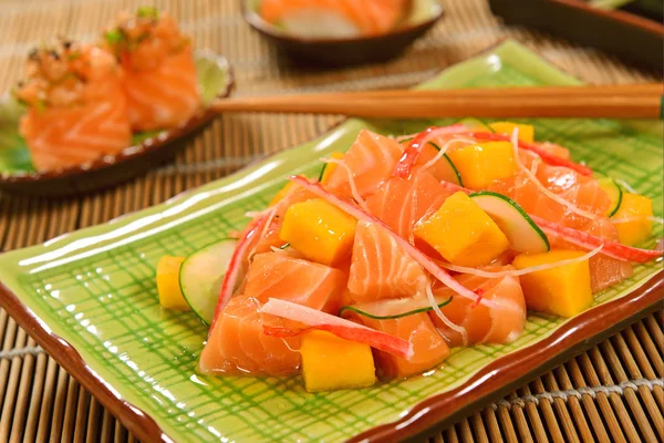 Ceviche van zalm en mango — Stockfoto