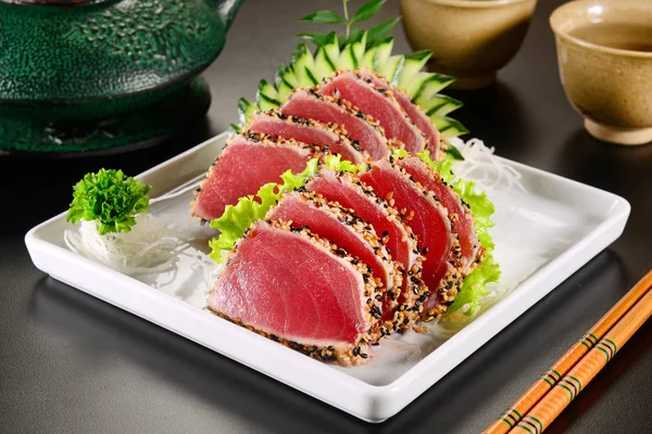Felii de somon sashimi — Fotografie, imagine de stoc