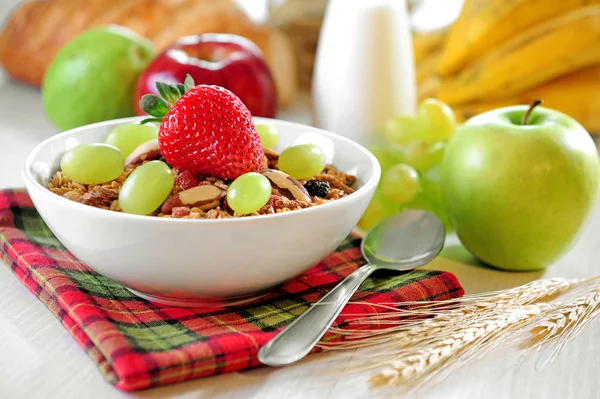 Granola cereal bowl — Stock Photo, Image