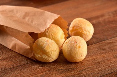 Peynir ekmek topları