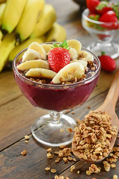 Acai Berry Cup Bananas Strawberries — Stock Photo, Image