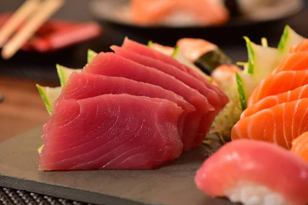 Felii de ton sashimi — Fotografie, imagine de stoc