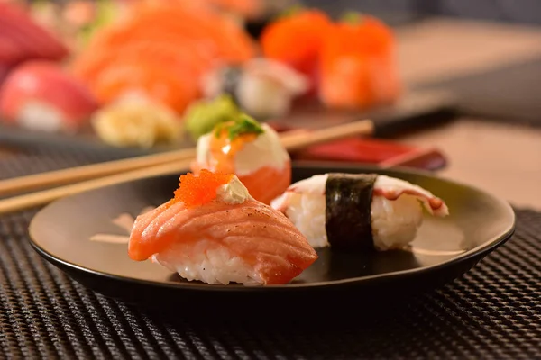 Nigiri sushi duo — Stockfoto