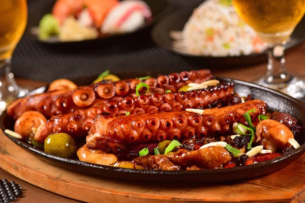 Grilled octopus board — Stock Photo, Image