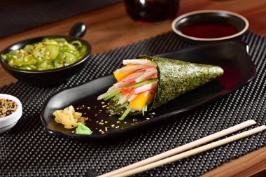 Kani kani Temaki Sushi