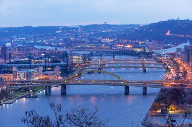 Pittsburgh, şehir köprüleri