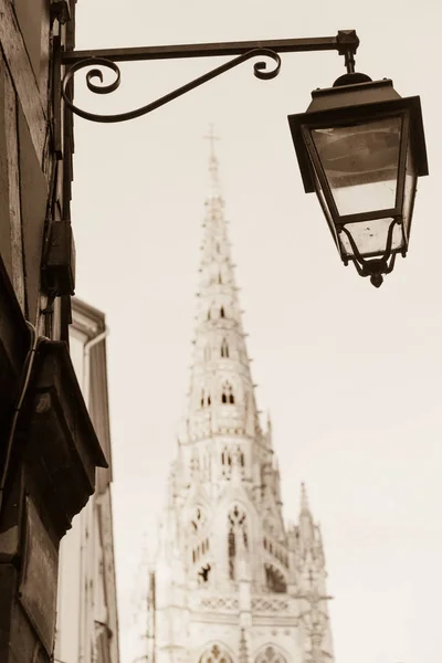 Rouen stadsbilden i sepia — Stockfoto