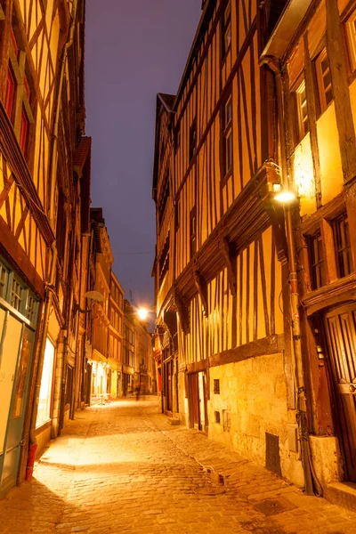 Geceleri tarihi Rouen