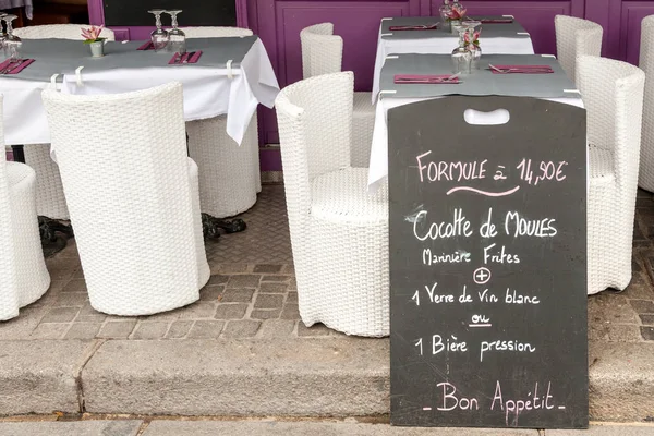 Menu Display Mussels Specials Tables Honfleur Seafood Restaurant Normandy France — Stock Photo, Image