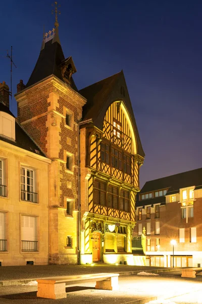 Casa Peregrinos Iluminada Noite Pela Catedral Amiens Centro Histórico Amiens — Fotografia de Stock