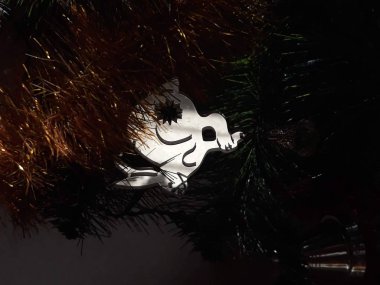 Yılbaşında Noel ağacı süslemeleri