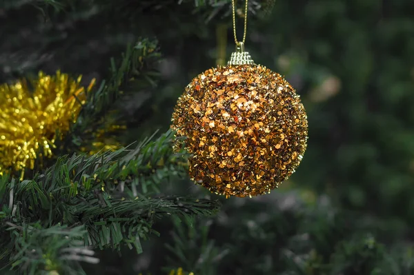 Decorative Gold Ball Toy Christmas Tree Approach New Year 2020 — Stockfoto