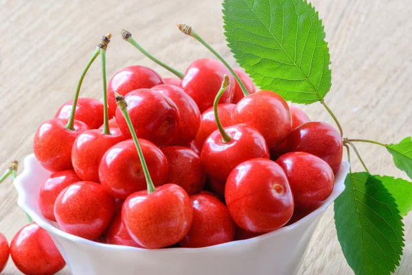 Frutos de cereja maduros — Fotografia de Stock