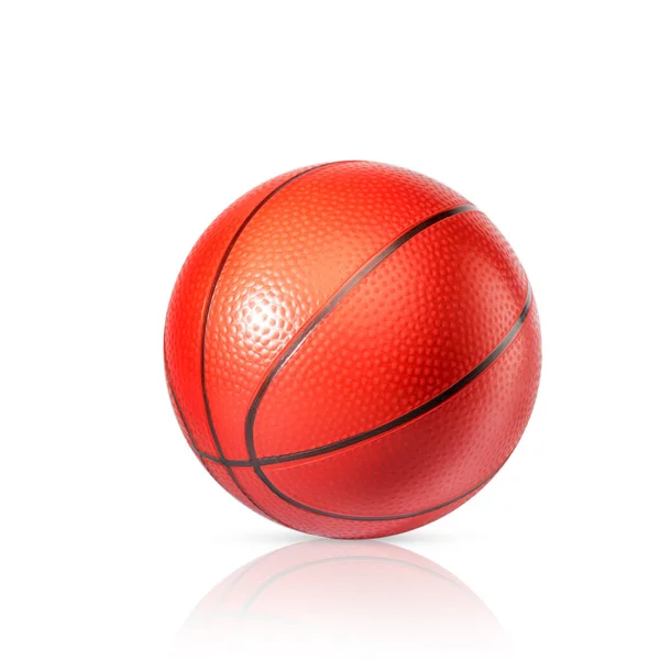 Basketballball Unter Harter Beleuchtung Auf Weißem Hintergrund — Stockfoto