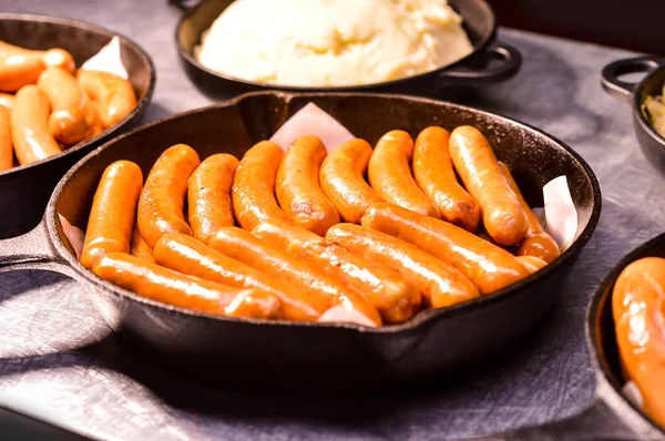 맛있는 소시지 식사로 소시지 — 스톡 사진