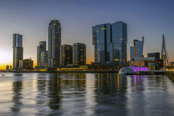 Rotterdam Centro Città Sera Olanda Meridionale Grattacieli Sulla Riva Rotterdam — Foto Stock