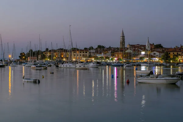 Zeilboten Haven Van Isola Kleine Stad Jachthaven Gelegen Het Zuidwesten — Stockfoto