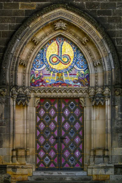 Alte Türen Der Katholischen Kirche Visegrad Prag Neugotischen Stil Die — Stockfoto