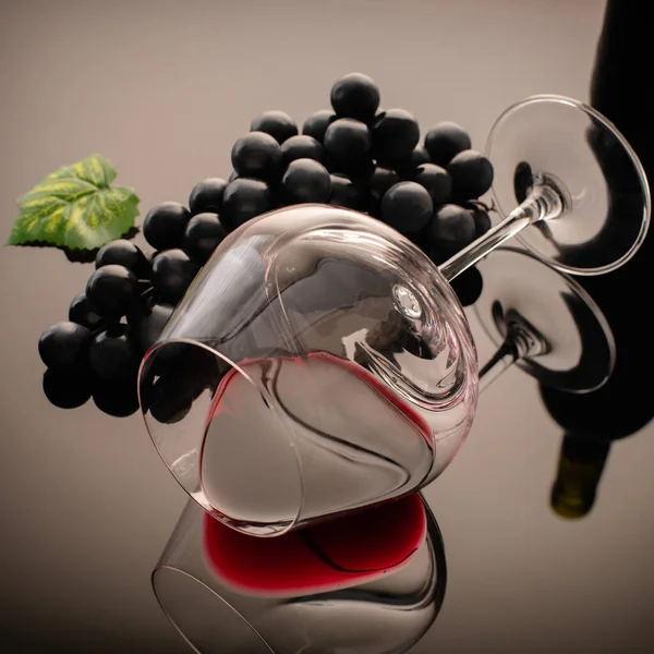 Hazug ecet vörös szőlővel — Stock Fotó