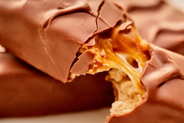 Çikolata ve karamel.