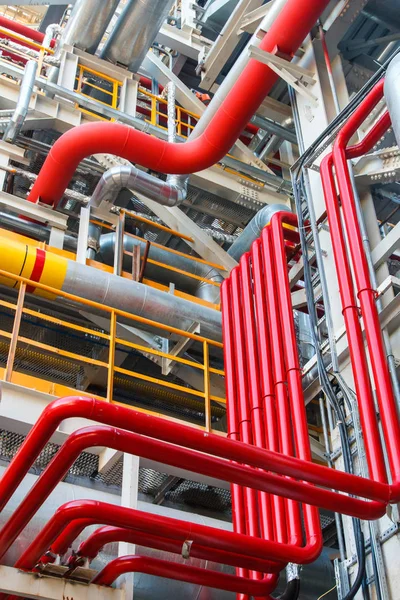 Rafineri fabrika ve İzolasyon Sanayi Bölgesi, boru hattı.