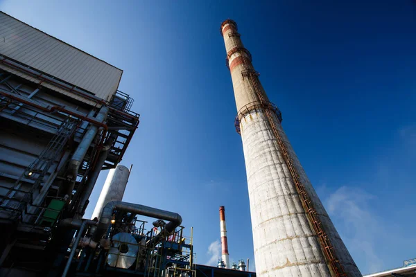 Petrol arıtma donanımları