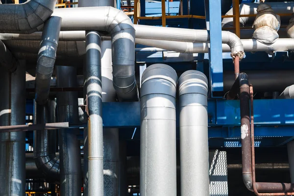 Tubos de acero en la planta — Foto de Stock