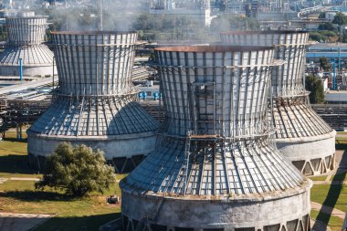 petrol ve gaz rafinerisi