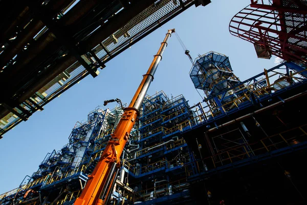 Oil and gas refinery — Stock Photo, Image