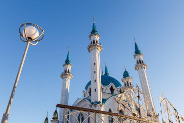 Kazan Kremlin, günbatımı ışınlarının Kul-ı Şerif Camii.