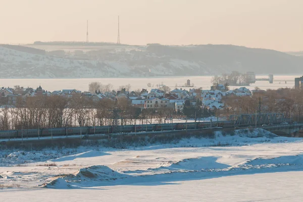 Rökning, skorstenar den kombinerade värme-och kraftverk — Stockfoto