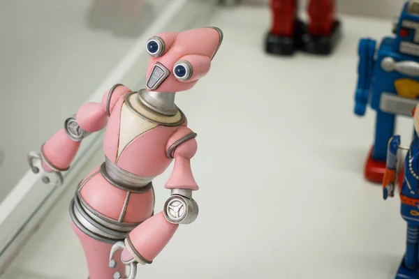 Kazan, Rusya Federasyonu - Mart, 2018: bir dizi küçük antik robotları sergi 