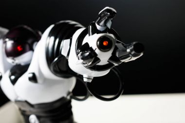 Modern beyaz fütüristik insansı robot yakın atış