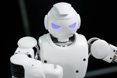 Kazan, Rusya - March2018: Küçük robot insan yüzü ve vücudu - insansı. Yapay zeka
