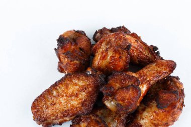 Tavuk kanadı ve bacaklar izole, Barbekü Izgara Tavuk kanat
