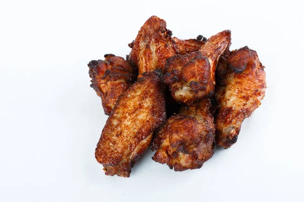 Sayap dan kaki ayam diisolasi, sayap chiken panggang BBQ — Stok Foto