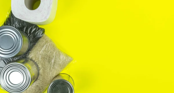 Flatlay Paper Bag Food Supplies Quarantine Food Crisis Isolation Yellow — Stock Photo, Image