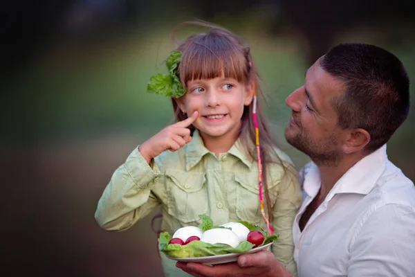 Family and food concept — Stock Photo, Image