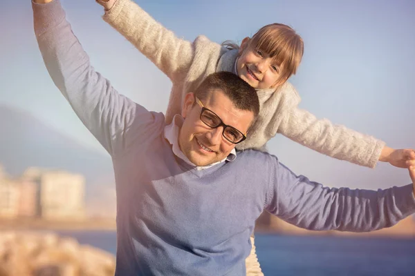 Familie, Tourismus, Urlaub, Geschäftskonzept — Stockfoto