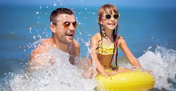 Summer, family and vacation concept — Stock Photo, Image