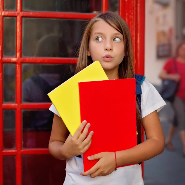 Utbildning Skola Kunskap Och Människor Koncept Söta Tonåringar Flicka Studerar — Stockfoto