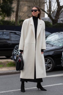 Sokak stil, Paris moda hafta sonbahar kış 2017, gün 4, Paris