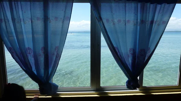 Plaża Błękitne Niebo Rano — Zdjęcie stockowe