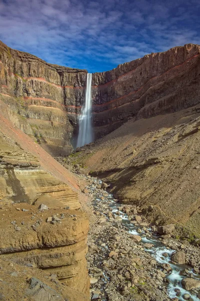 Hengifoss Είναι Τρίτο Υψηλότερο Καταρράκτη Στην Ισλανδία 128 Μέτρα Βρίσκεται — Φωτογραφία Αρχείου