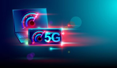 Uçuşta 5G yüksek hızlı ağ iletişim interneti, izometrik dizüstü bilgisayar ve hız ölçer ve koyu mavi arka planlı akıllı telefon. Vektör